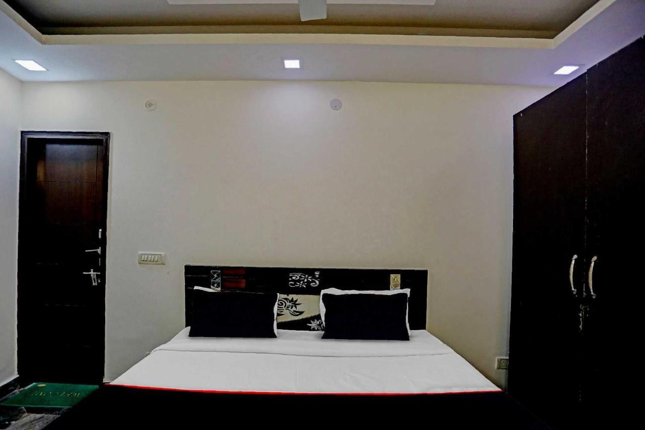 Collection O Nirvana Residency Near Lotus Temple New Delhi