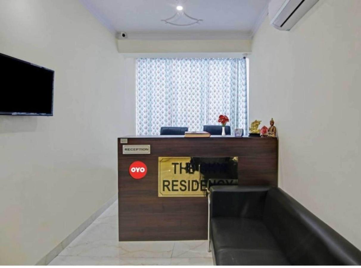 Hotel Oyo Townhouse Super 16 Residency, Near Bangla Shahib Gurudwara