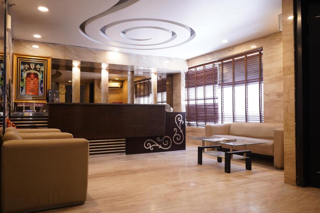 O Delhi, Near Metro Station Karol Bagh 3*