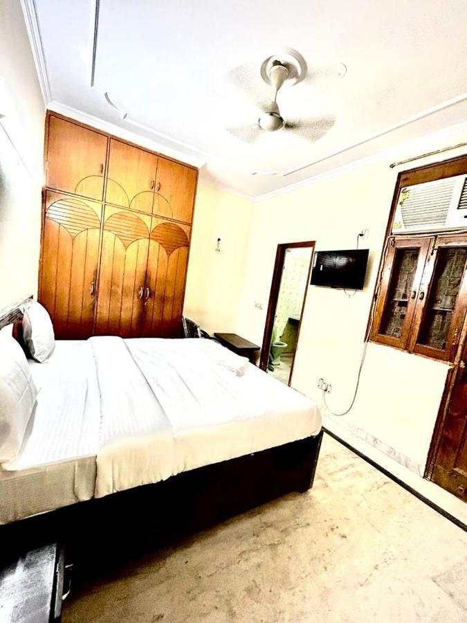 Hotel Delite - Nehru Enclave Gate No 5 3*