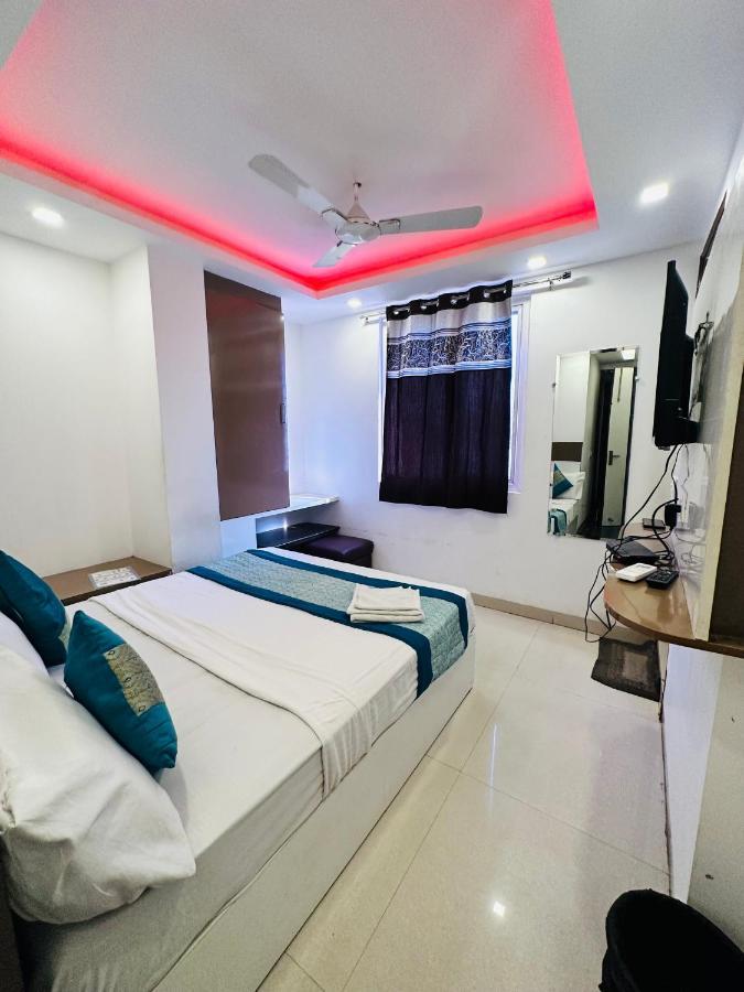 Hotel Palm Majestic At Airport