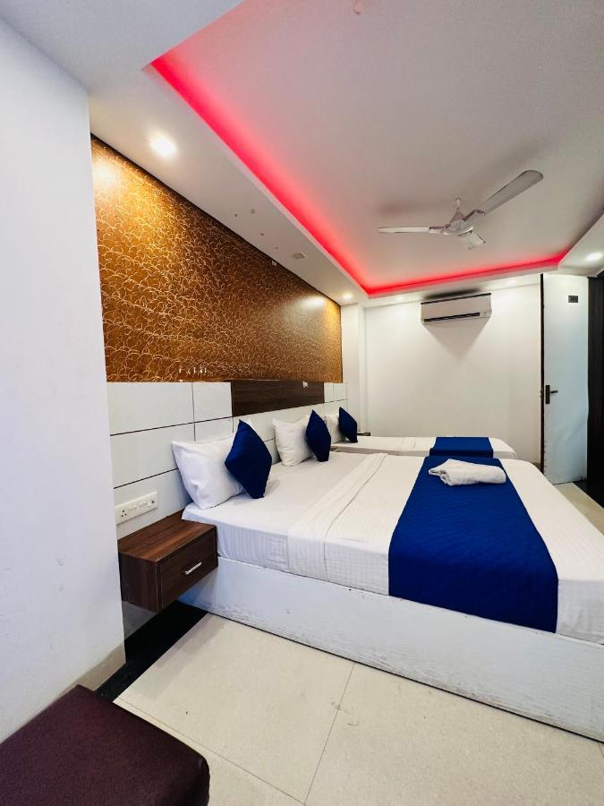 Hotel Palm Majestic At Airport 3*