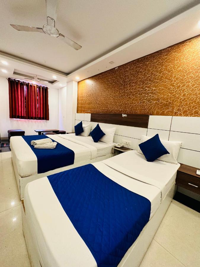 Hotel Palm Majestic At Airport 3*