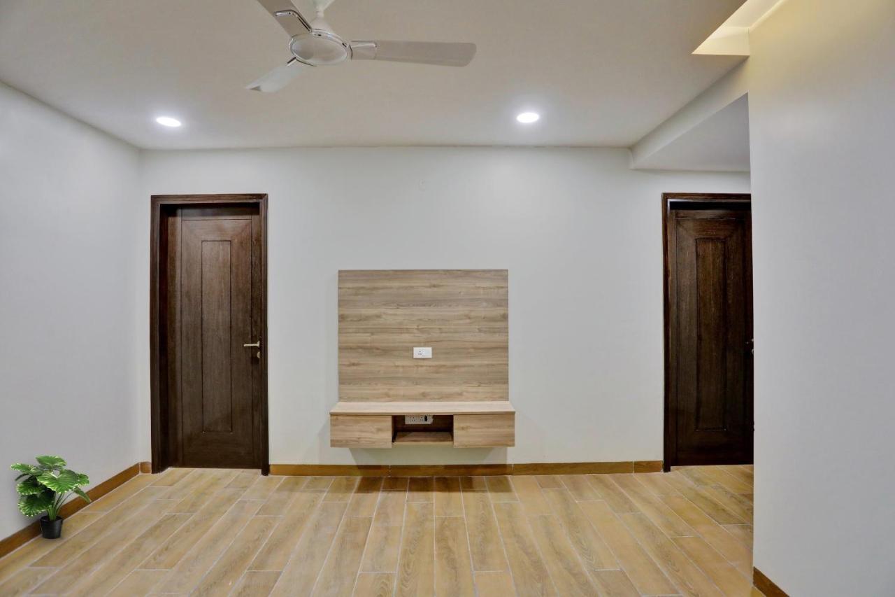 Townhouse Xanthe Kalkaji Devi