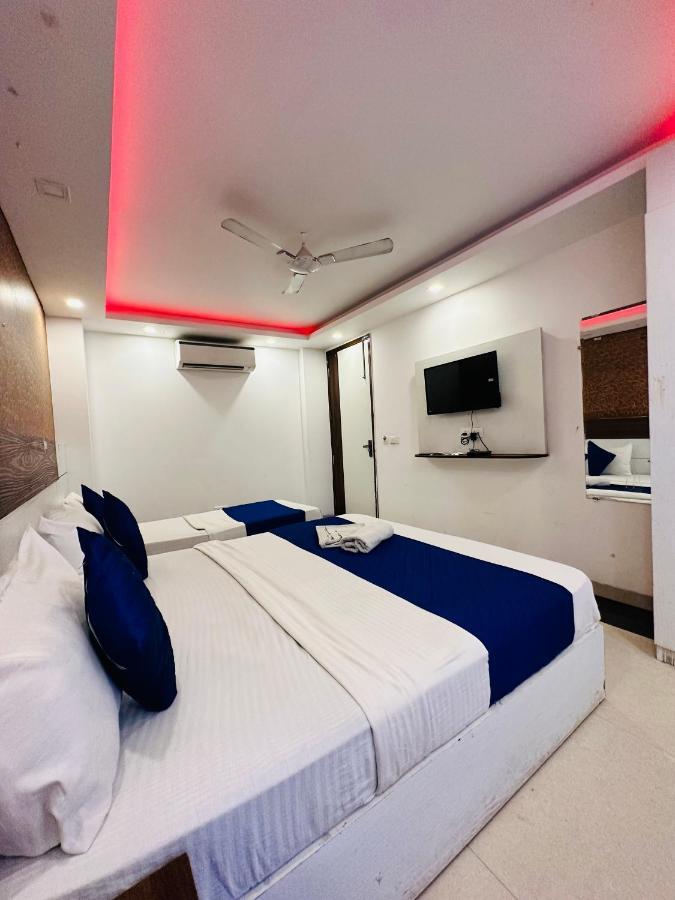 Hotel Palm Majestic At Airport 3*