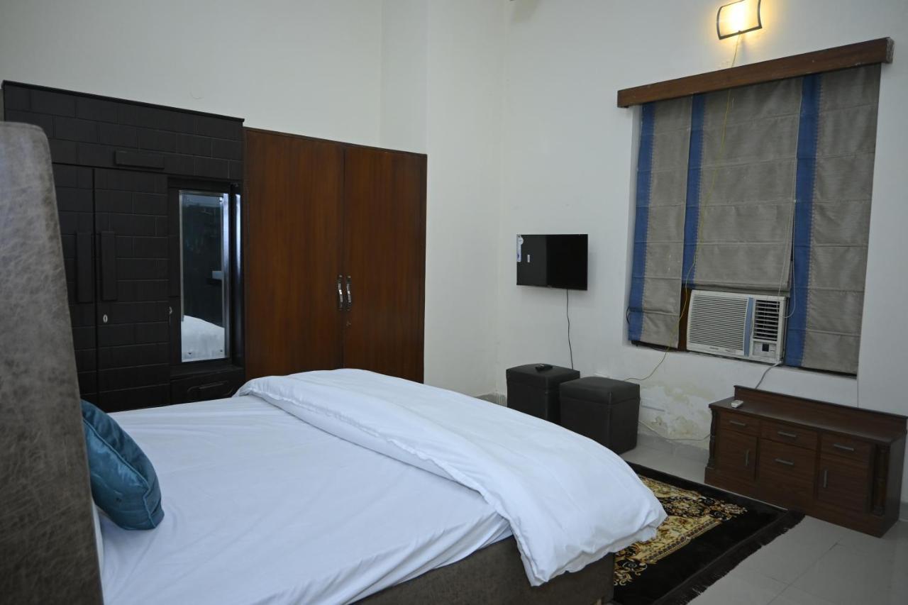 The Own Guest house New Delhi