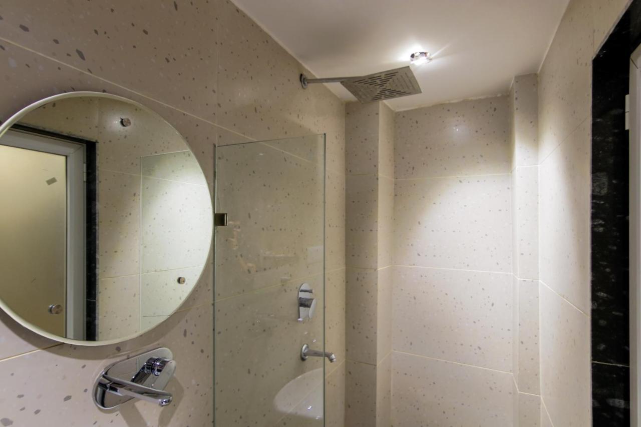 Anand - Delhi Hotel 4*