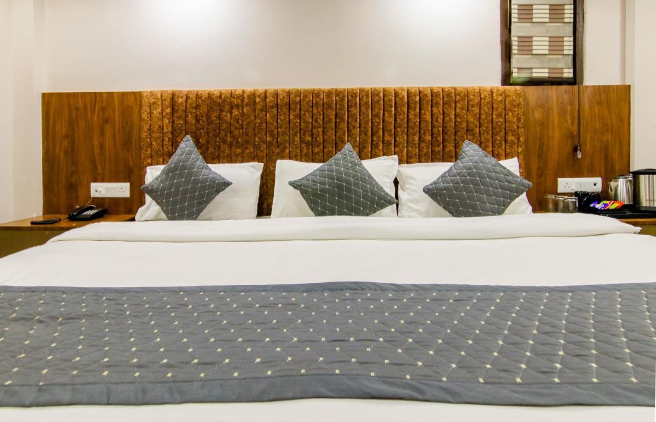 Anand - Delhi 4* New Delhi