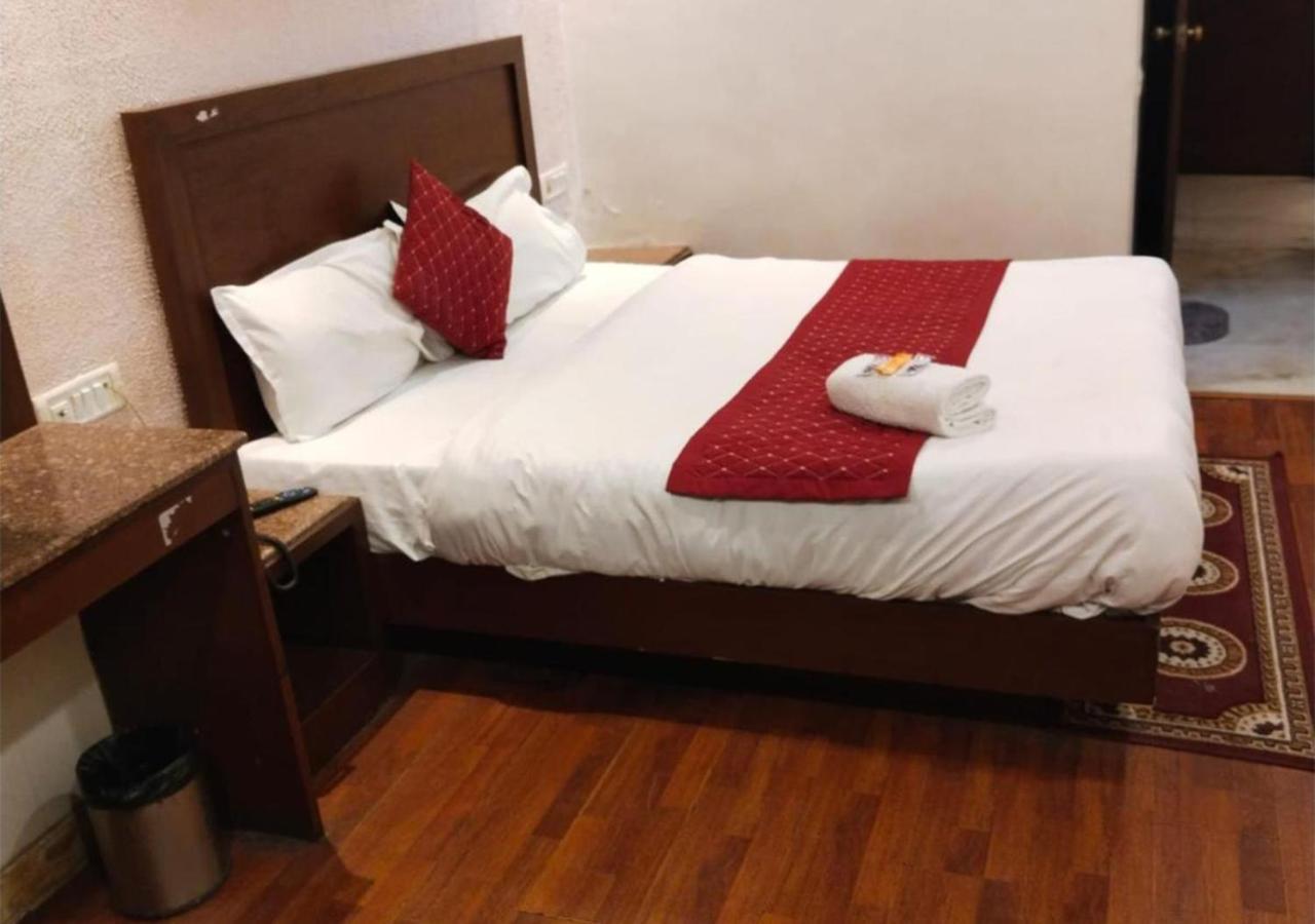 The Raj Hotel 4*