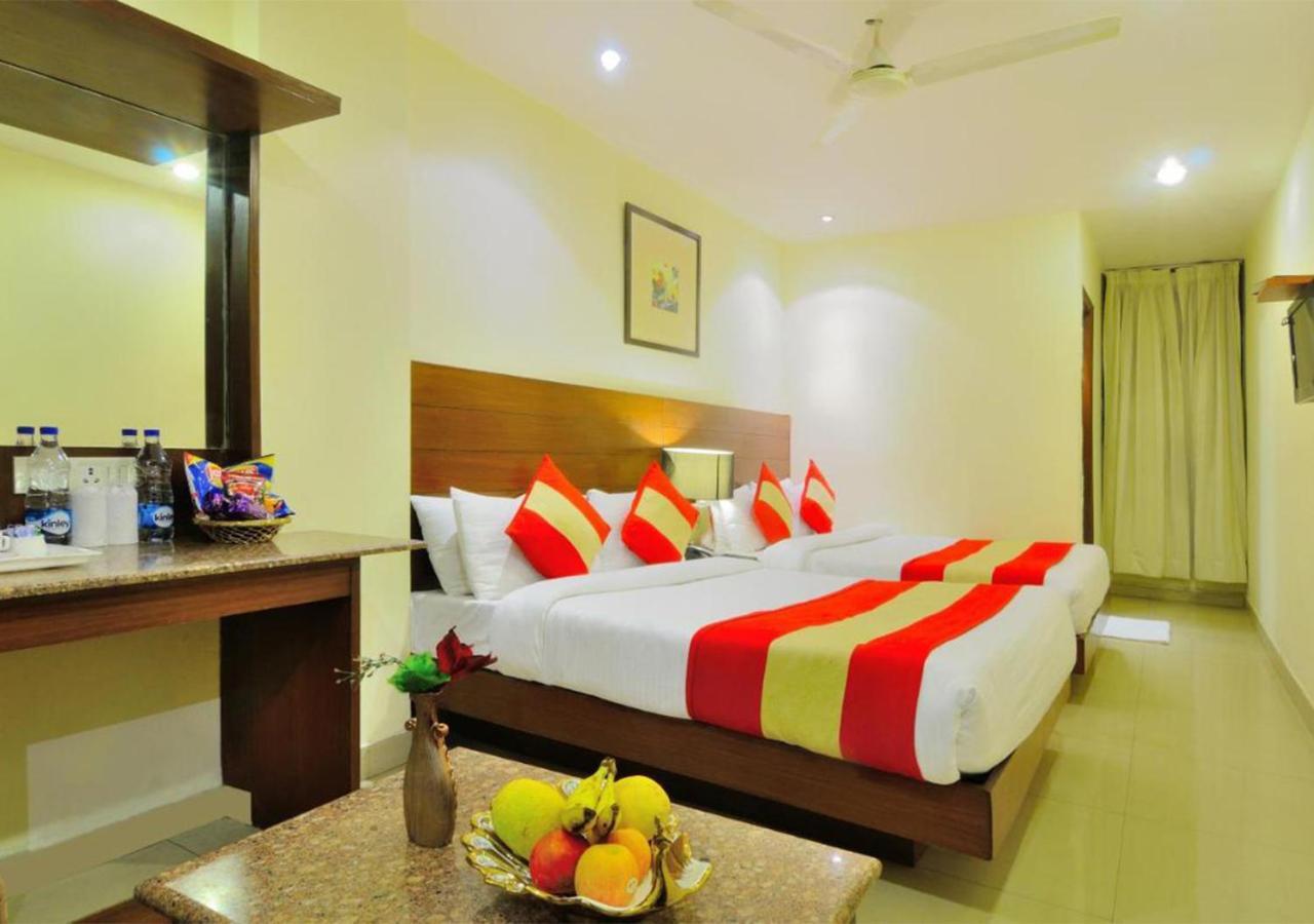 The Raj 4*