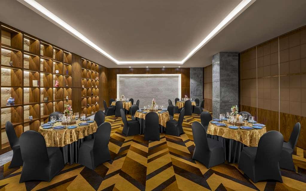 Hyatt Centric Janakpuri New Delhi