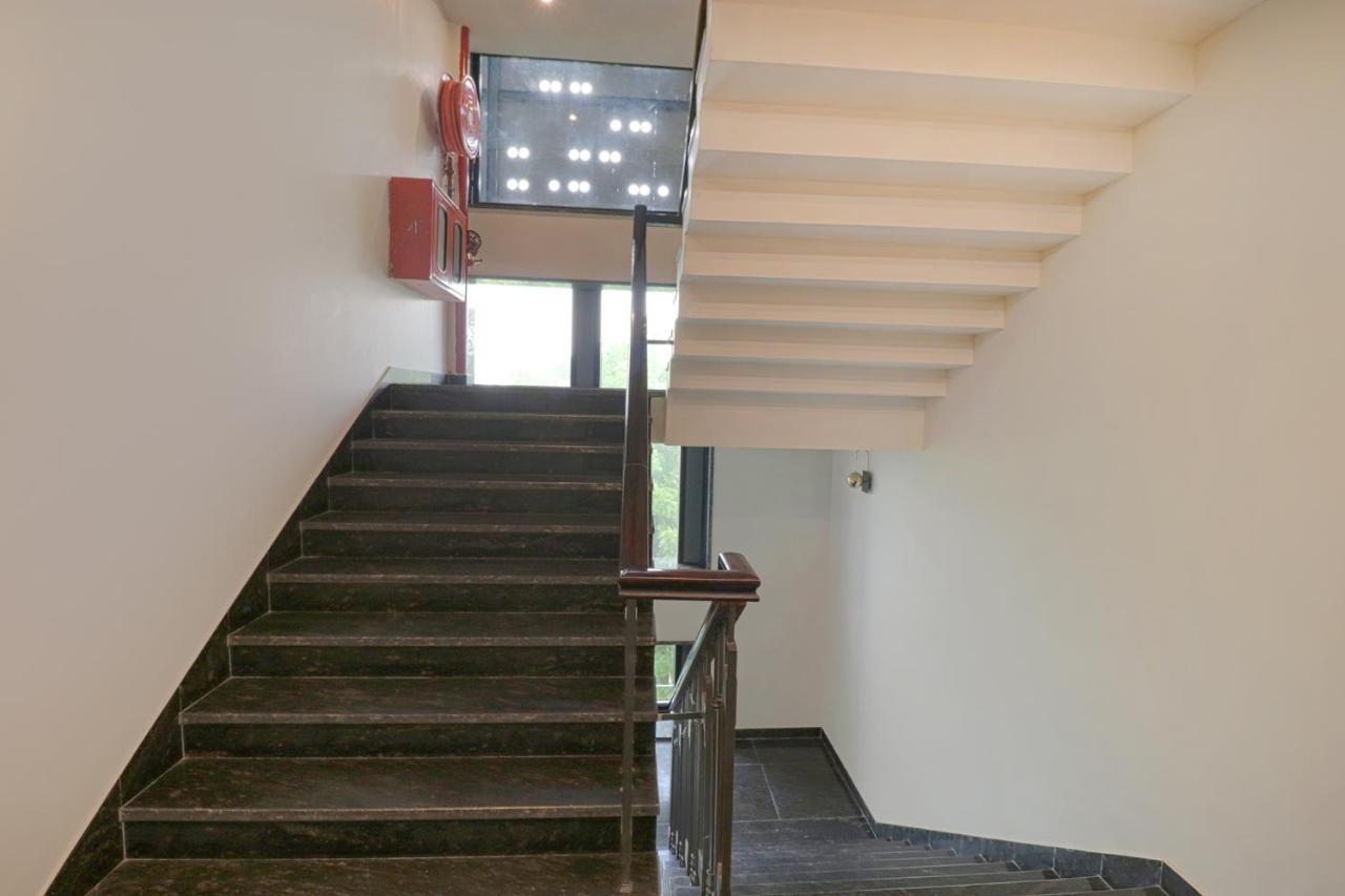 Fabhotel Prime Shanit 3*