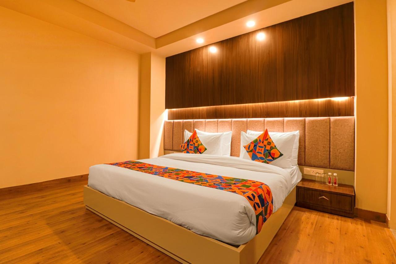 Fabhotel Prime Shanit Hotel