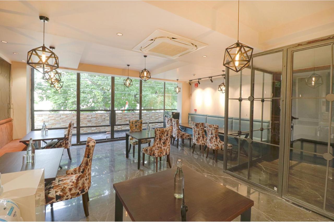 Fabhotel Prime Shanit 3*