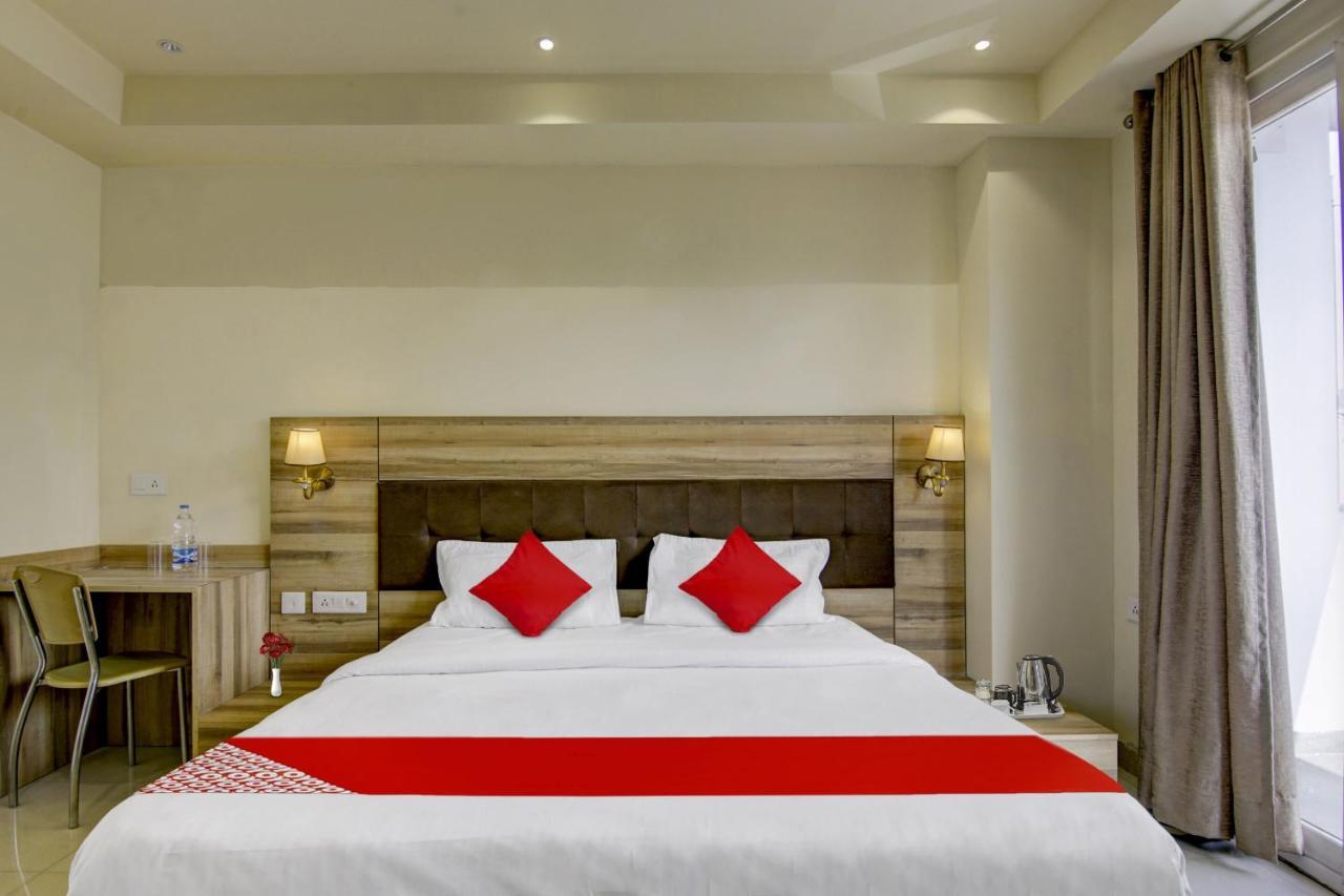 Hotel Collection O My Near Dwarka Sector 21 Metro Station New Delhi