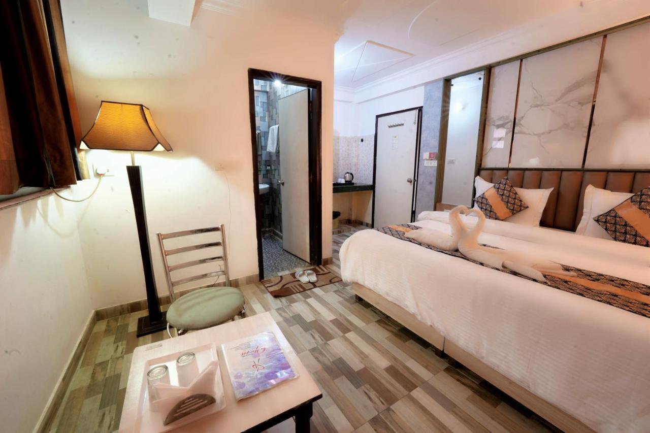 Opera Near Igi Airport Delhi 3*