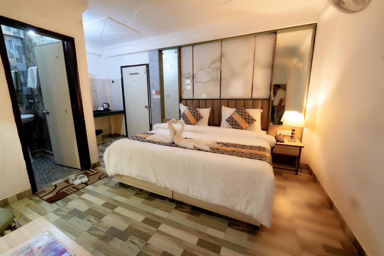 Opera Near Igi Airport Delhi 3*