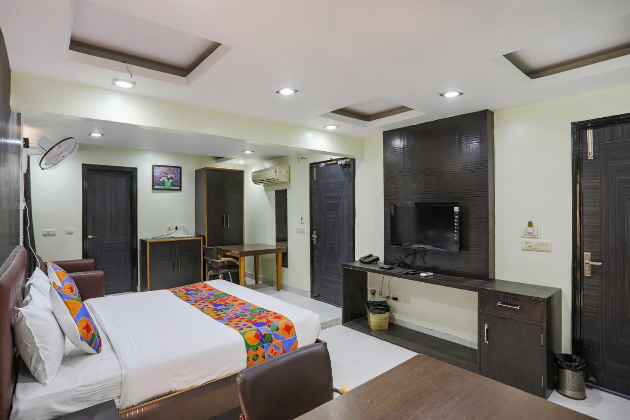 Fabhotel Trio Continental Patel Nagar Hotel 3*