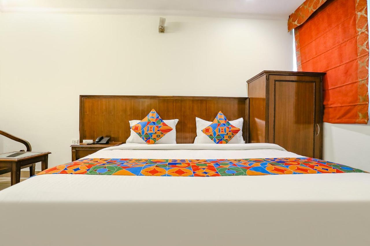 Fabhotel Clark Height Patel Nagar Hotel