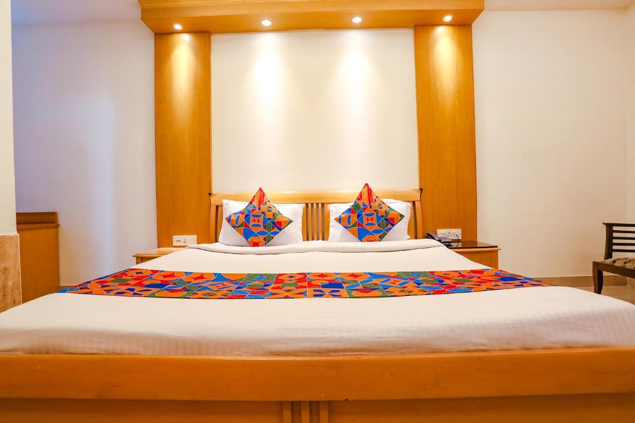 Fabhotel Clark Height Patel Nagar