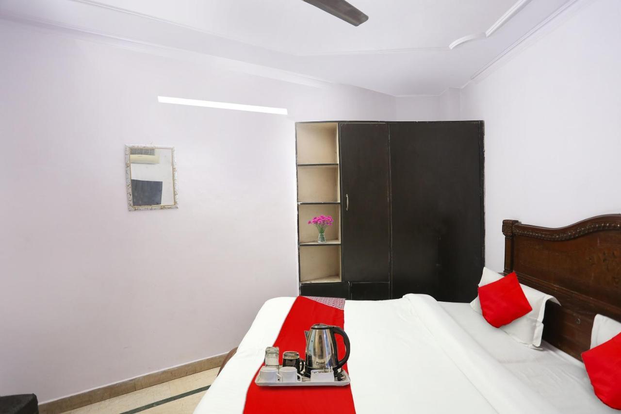 Hotel O Maxx Residency Near Dlf Avenue Saket 3*