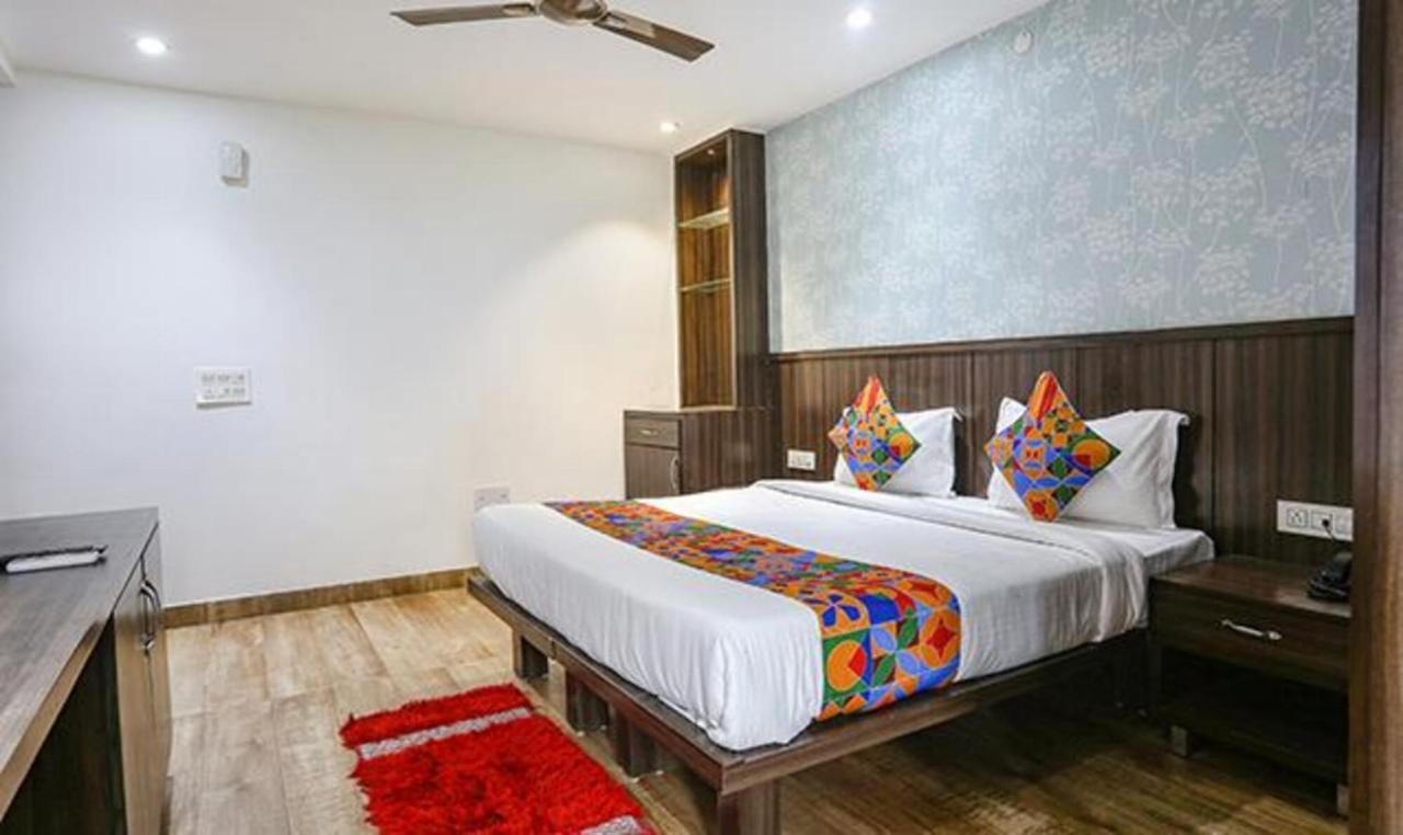 Hotel Fabexpress Rg 3*