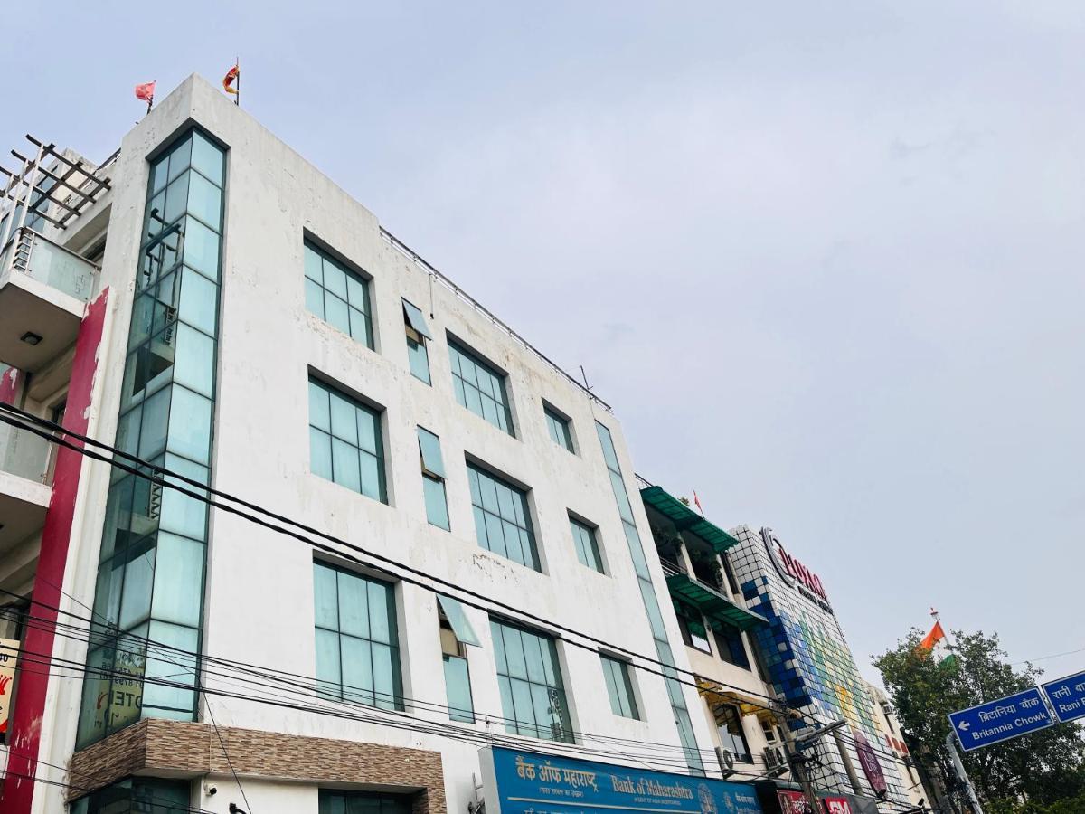 Bed & Breakfast Park Pride Pitampura New Delhi, Couple Friendly New Delhi