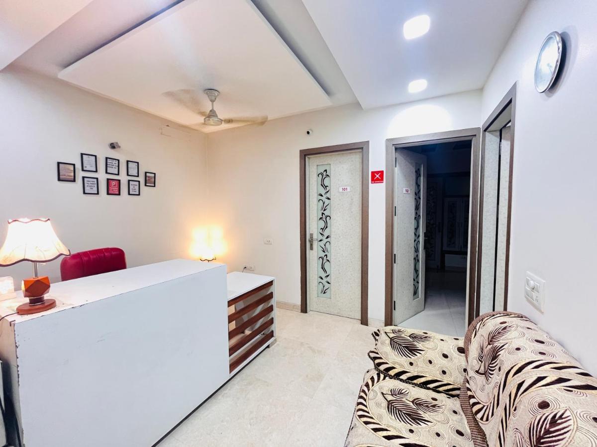 Park Pride Pitampura New Delhi, Couple Friendly Bed & Breakfast