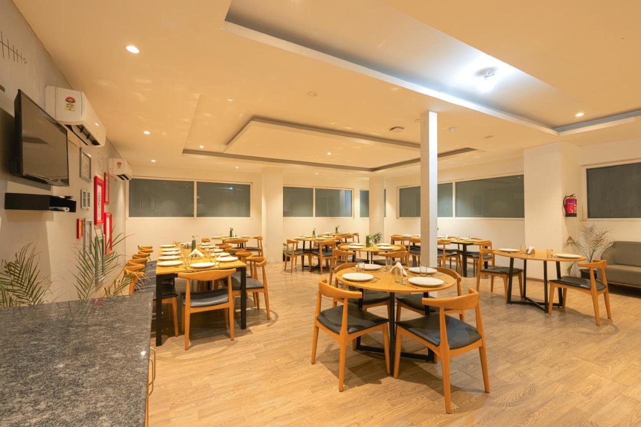 Hotel Gt At Delhi Airport 4*