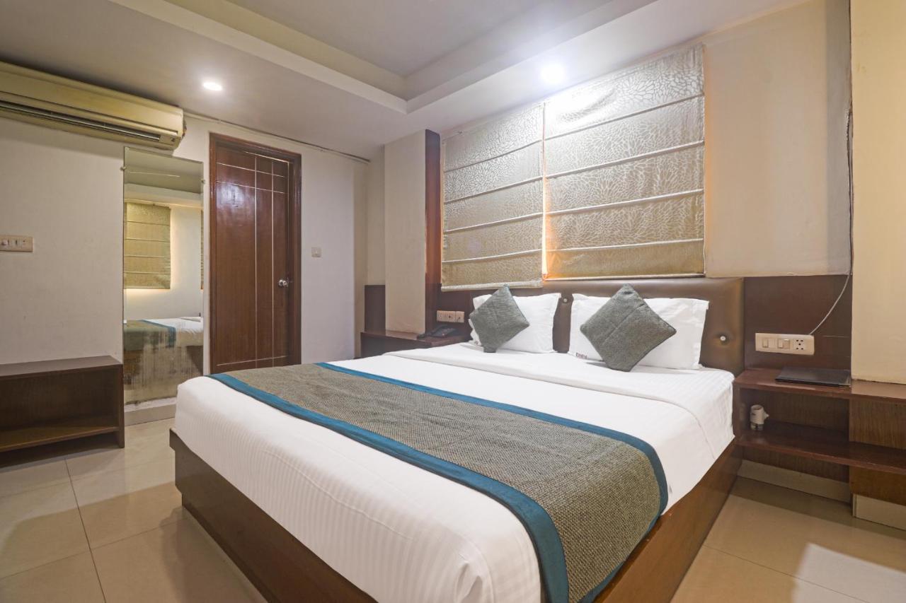 Sizzling Starr Hotel 3*