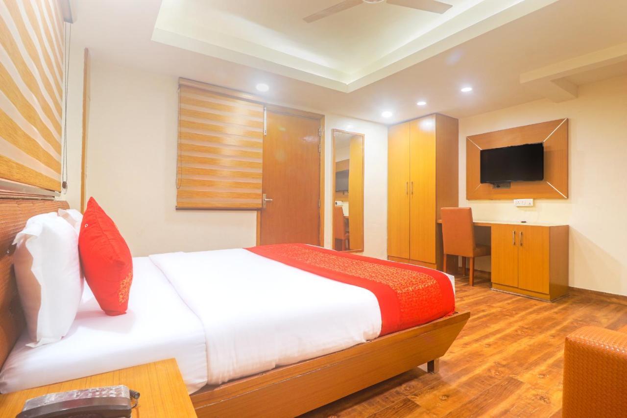 Hotel Sizzling Starr 3*