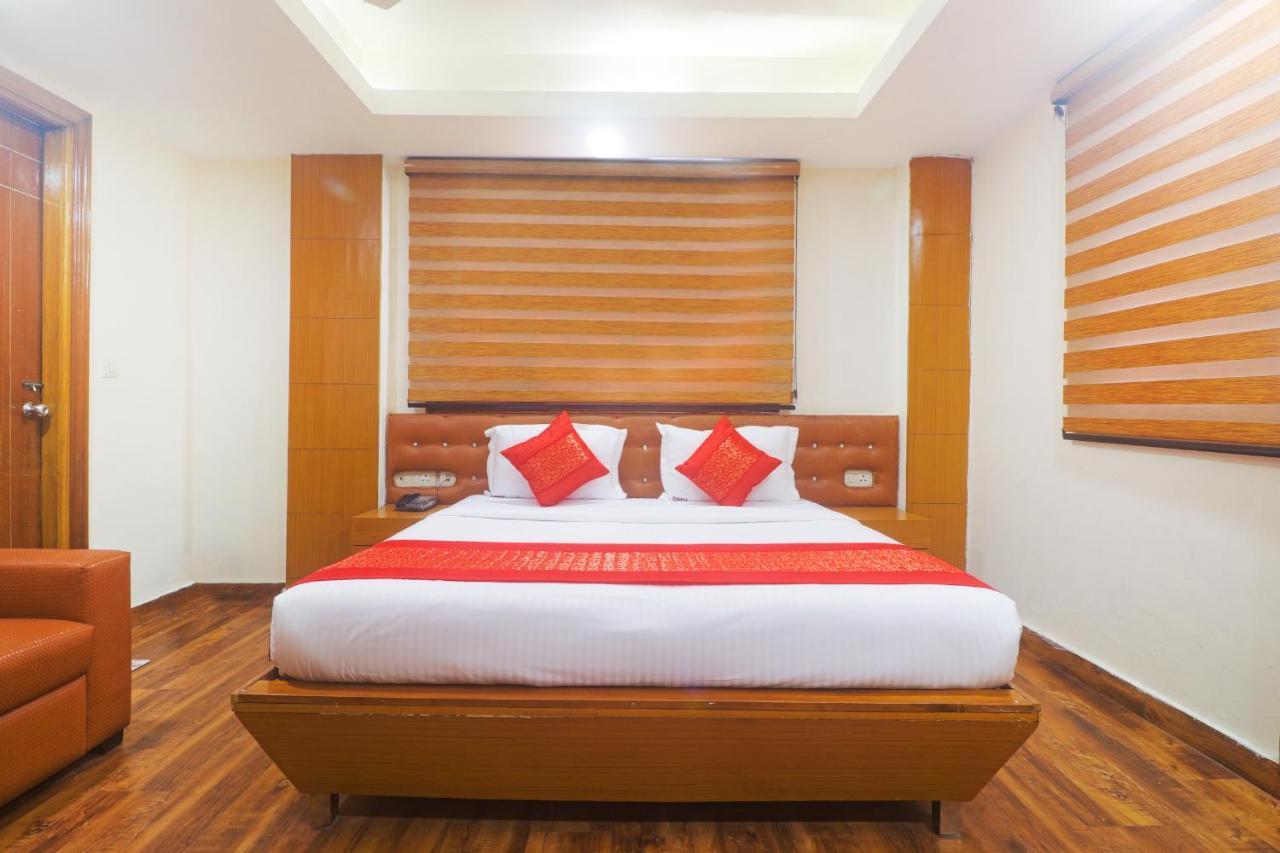 Sizzling Starr Hotel 3*