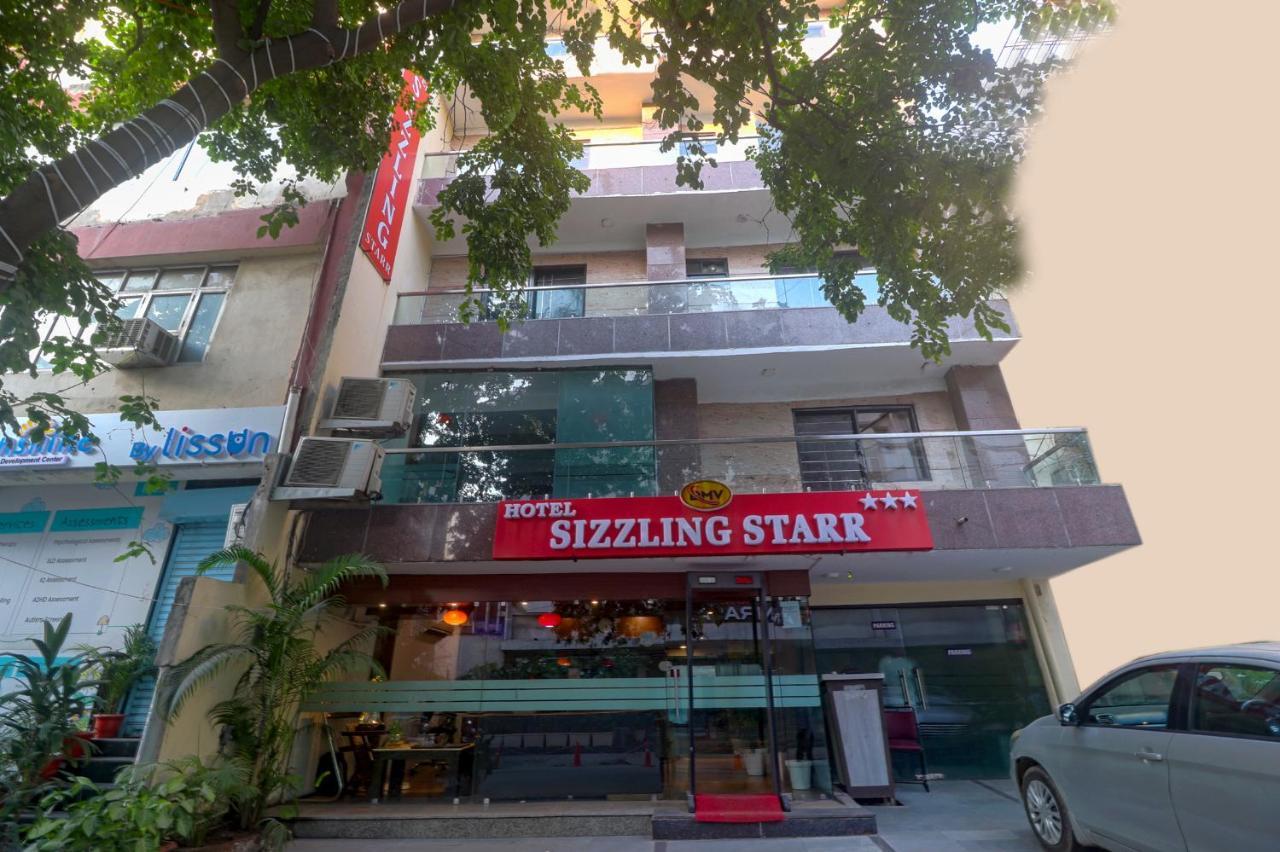 Sizzling Starr 3*