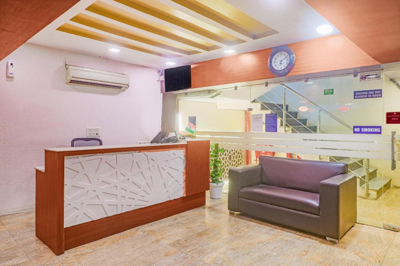 Hotel Sizzling Starr New Delhi