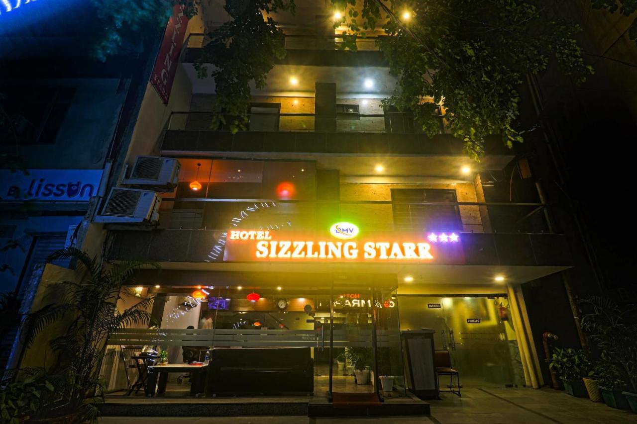 Hotel Sizzling Starr Nova Deli