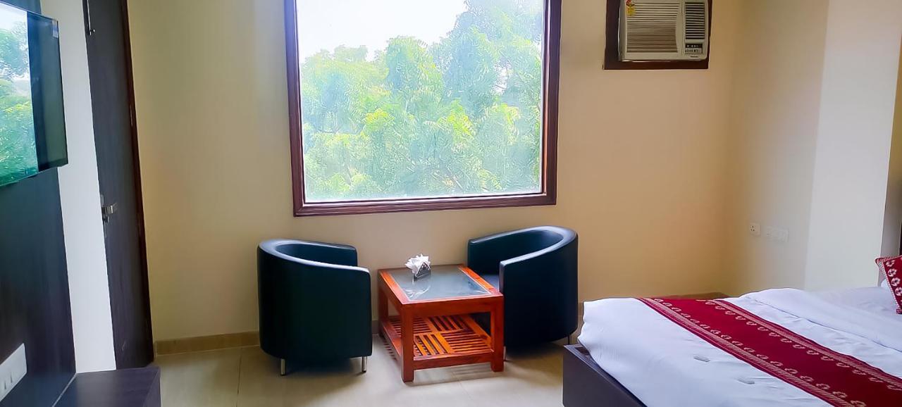 The Lisa Homes In Dwarka Sector-7 Hotel