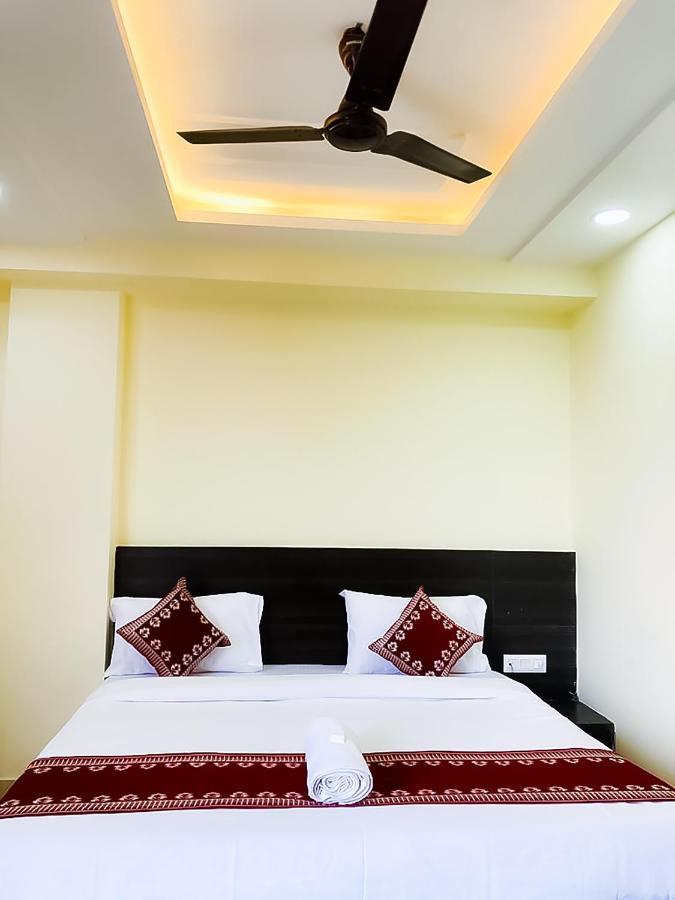 Hotel The Lisa Homes In Dwarka Sector-7 New Delhi