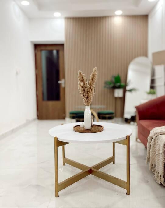 The Luxe In Delhi New Delhi