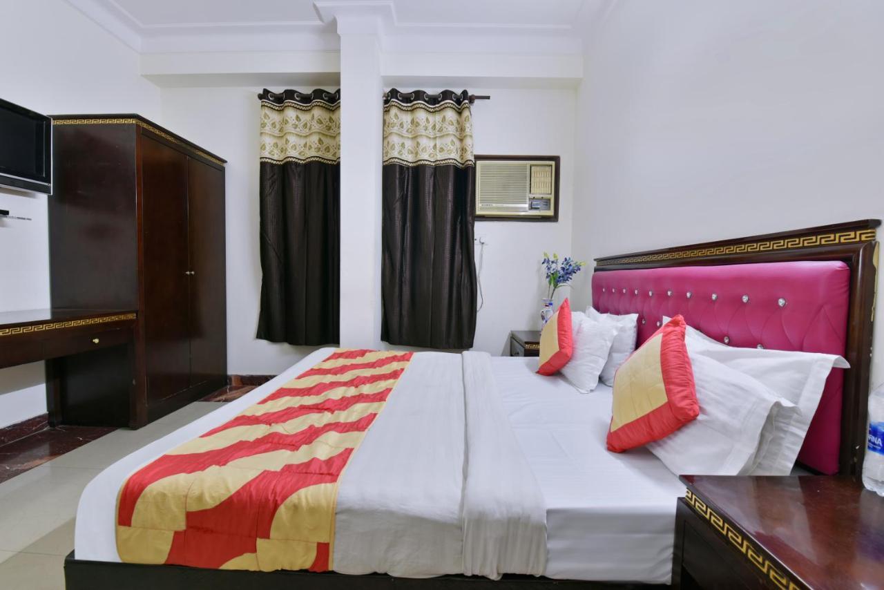 Hotel Revels By A1rooms New Delhi