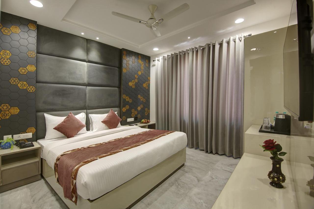 Hotel Kaca Inn-by Haveliya Nova Deli