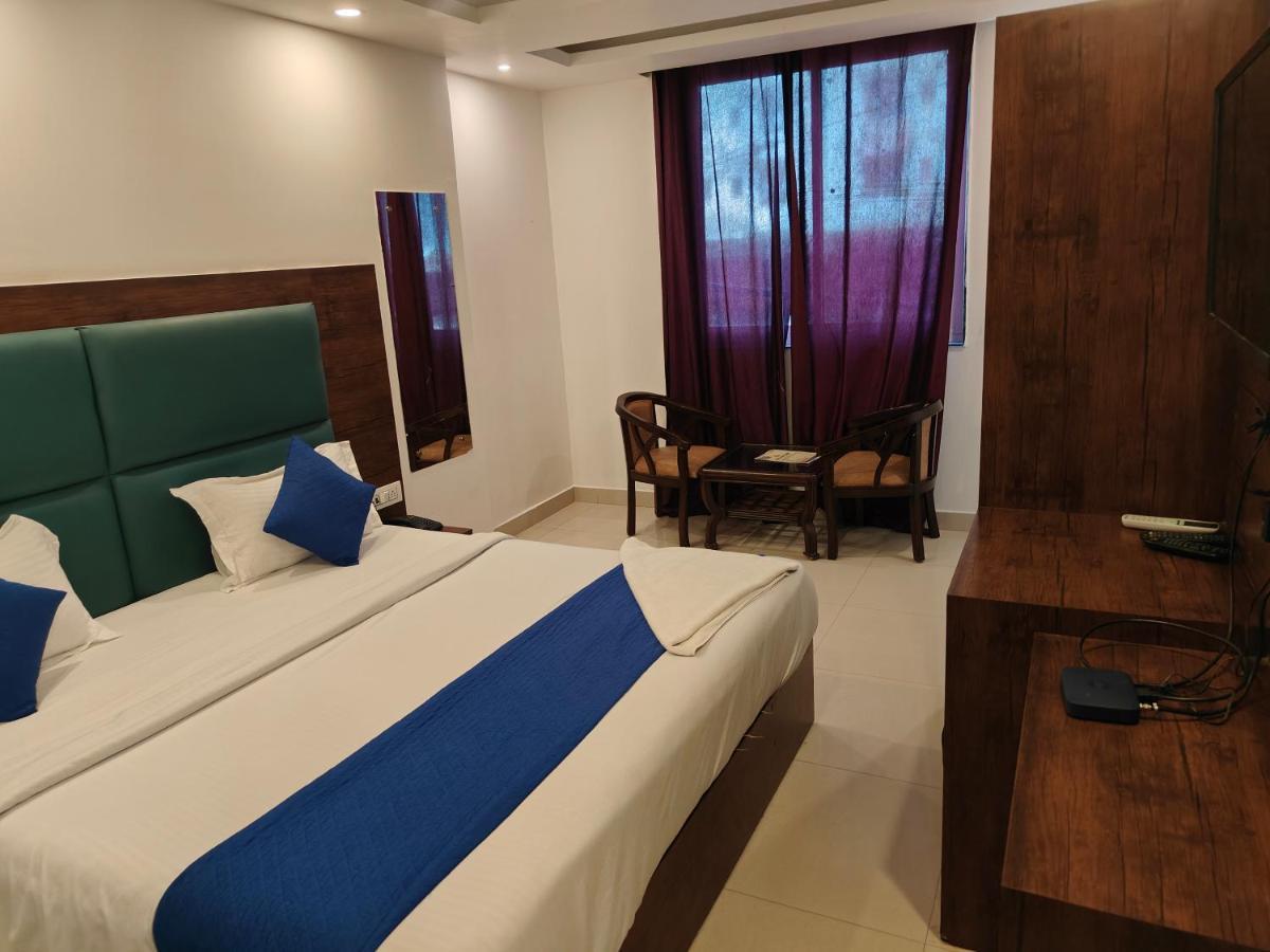 Hotel Ambience Plaza Near Igi Airport Delhi Hotel Nova Deli