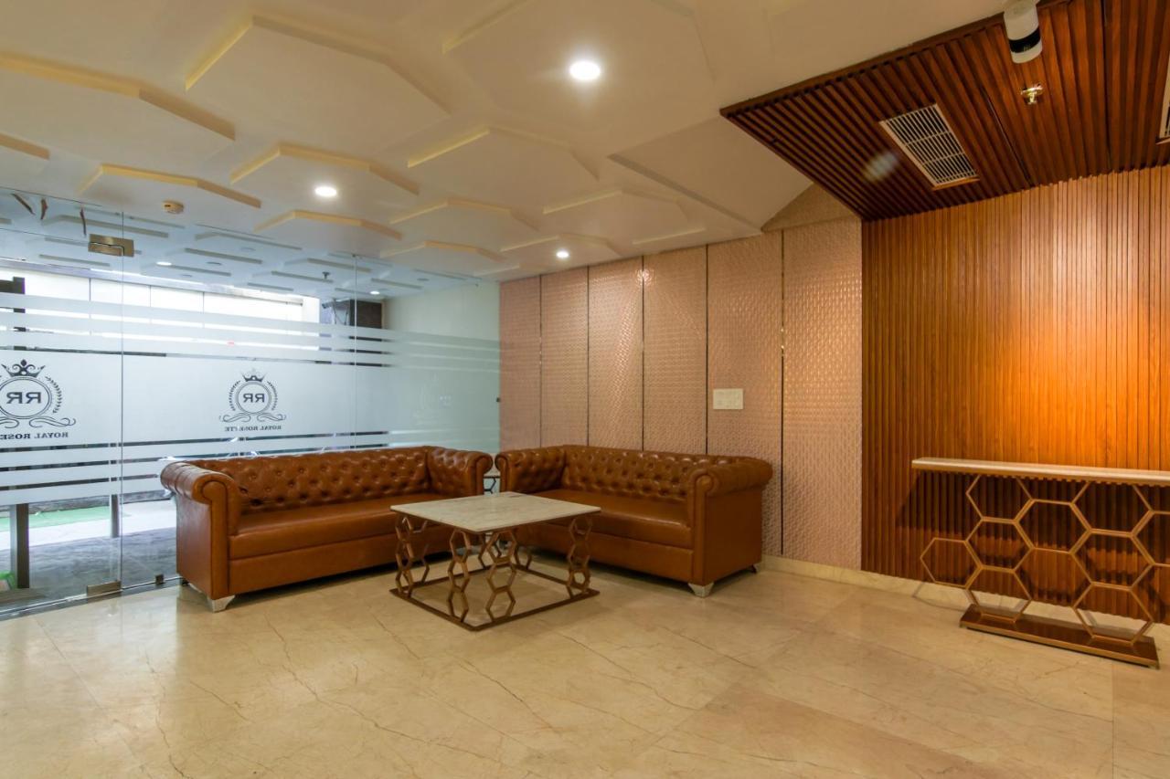 The Royal Rosette - Near Connaught Place 3*