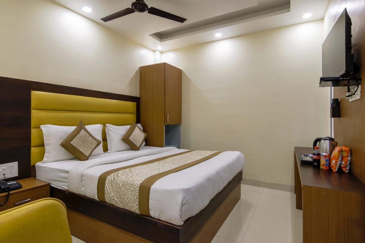 The Royal Rosette - Near Connaught Place Hotel New Delhi