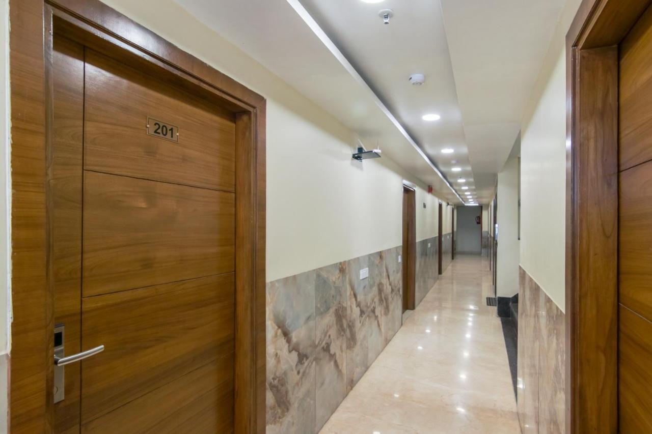 Hotel The Royal Rosette - Near Connaught Place 3*