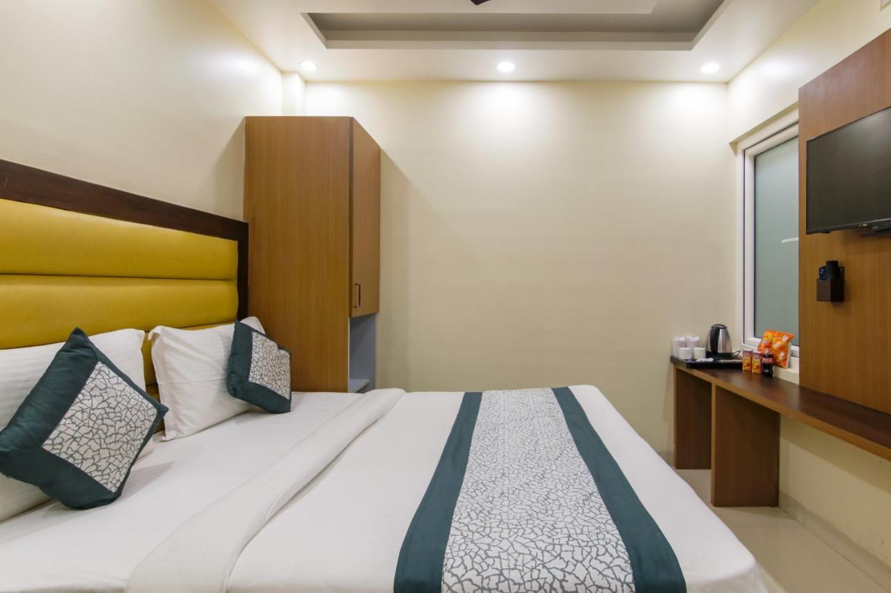 The Royal Rosette - Near Connaught Place 3*