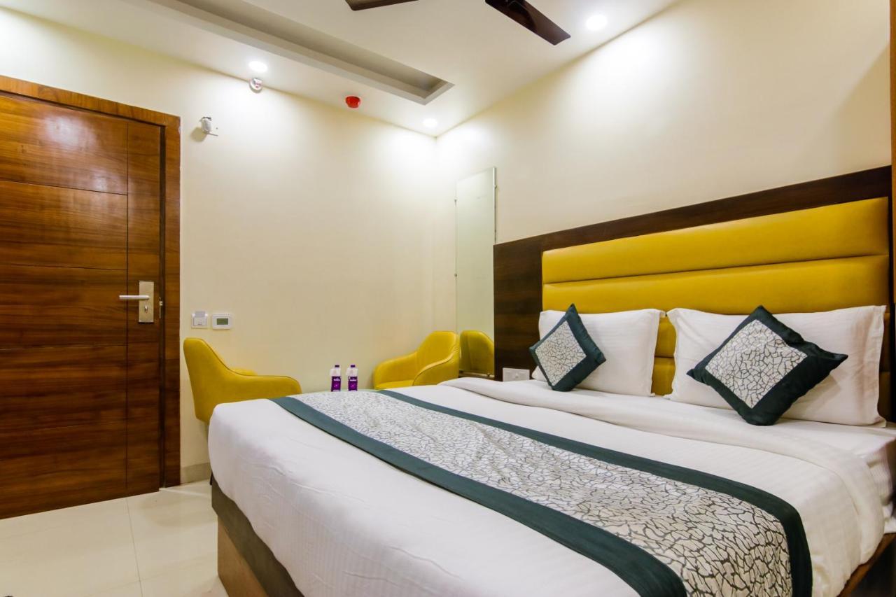 Hotel The Royal Rosette - Near Connaught Place 3*
