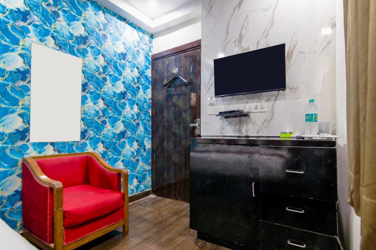 Hotel Double Rr Near Railway Station Nova Deli