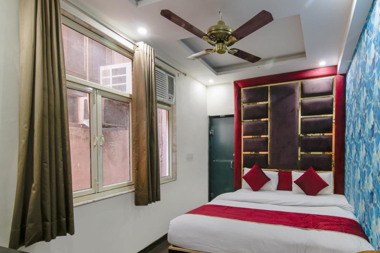 Hotel Double Rr Near Railway Station Nova Deli