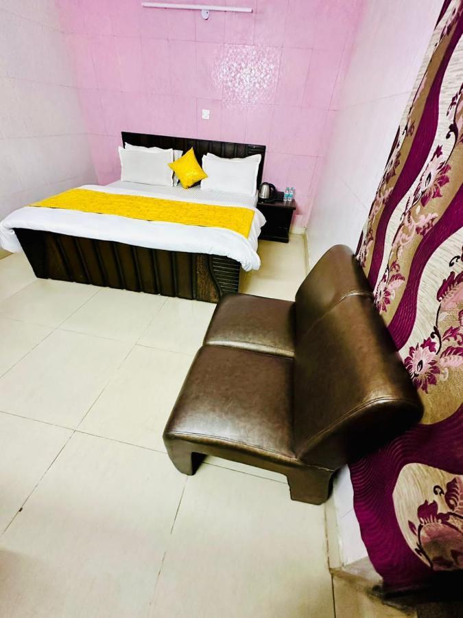 Hotel Samrat R Unit By Satwa