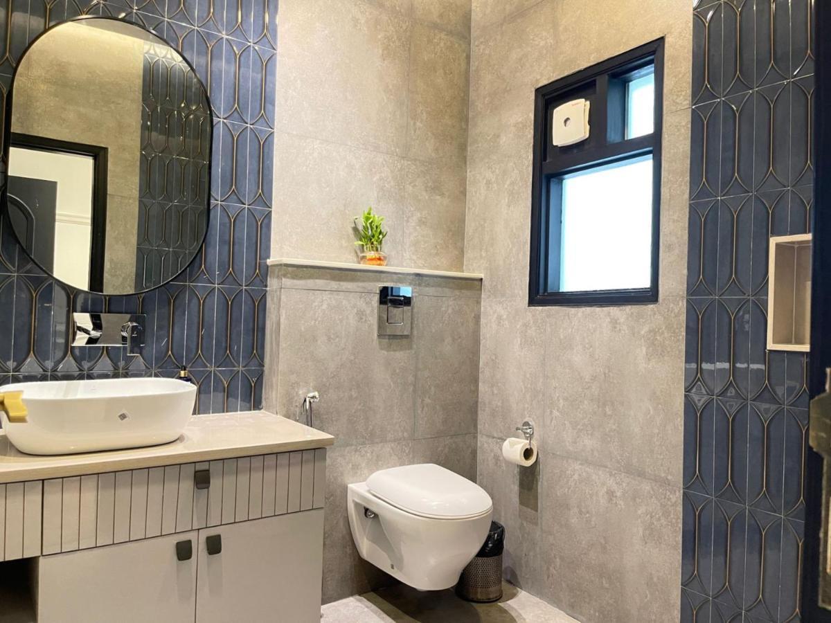 Premium Suites In Malviya Nagar New Delhi